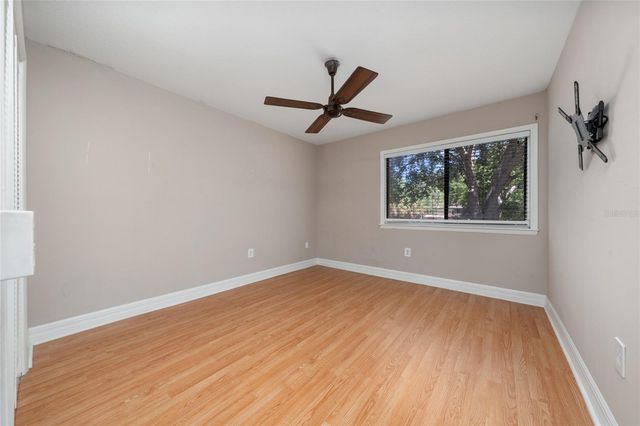 5973 WINDHOVER DRIVE E06, Orlando, FL 32819