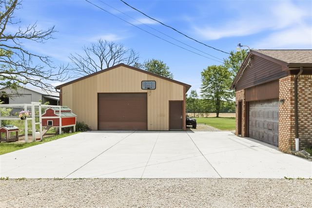 8149 Rattle Run Road, Columbus, MI 48063