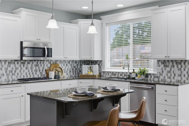 8318 131st Street Ct E, Puyallup, WA 98373