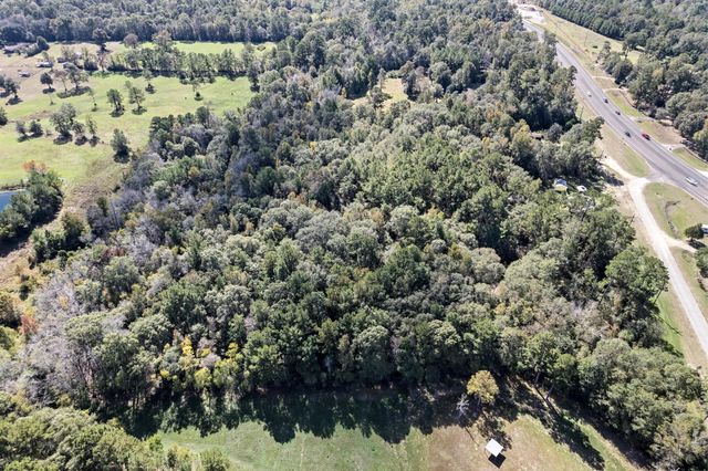 250 County Road 4750, Warren, TX 77664