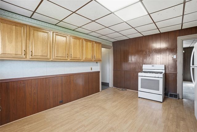 3535 Bigelow Blvd, Polish Hill, PA 15213