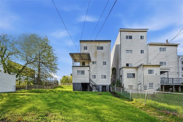 3535 Bigelow Blvd, Polish Hill, PA 15213