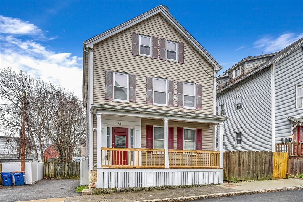 118 Maxfield St, New Bedford, MA 02740