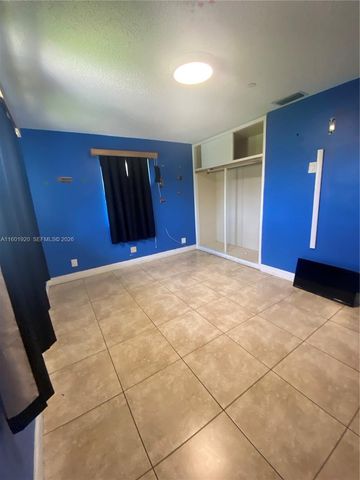 1926 Ramsey Dr, Lake Worth, FL 33461