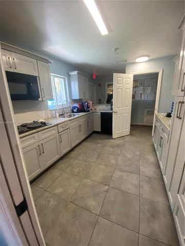 1926 Ramsey Dr, Lake Worth, FL 33461