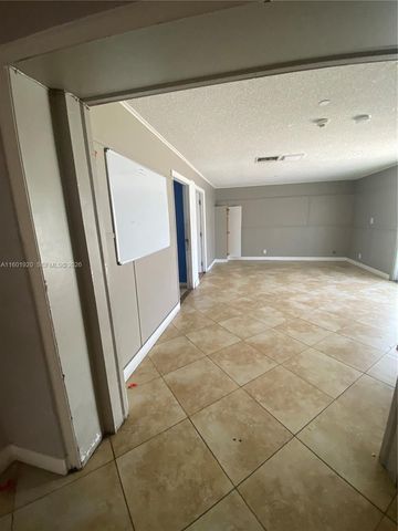 1926 Ramsey Dr, Lake Worth, FL 33461