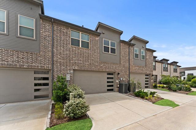 16514 Lake Austin Street, Cypress, TX 77433