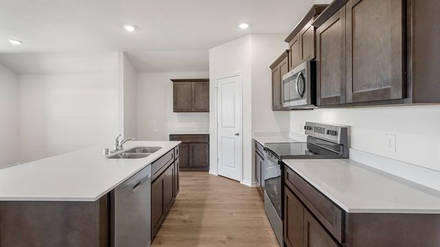 211 Desert Willow Drive, Royse City, TX 75189