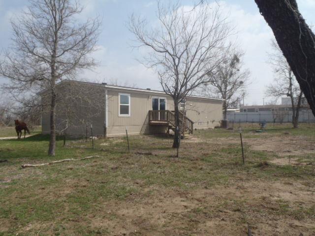 1580 Pooley RD, Kingsbury, TX 78638