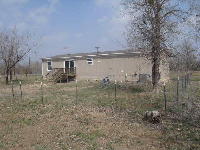 1580 Pooley RD, Kingsbury, TX 78638