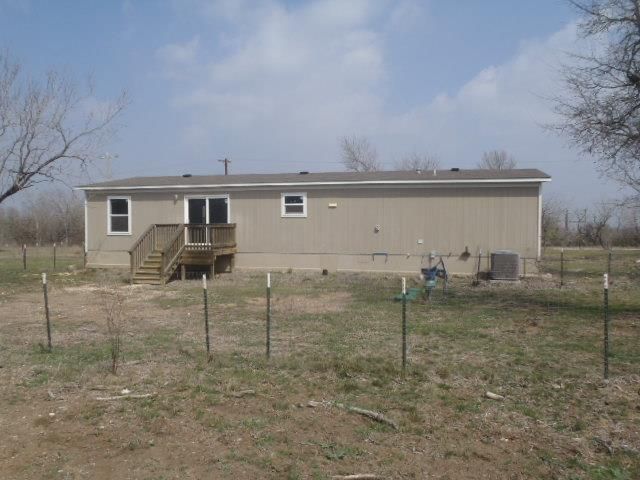 1580 Pooley RD, Kingsbury, TX 78638