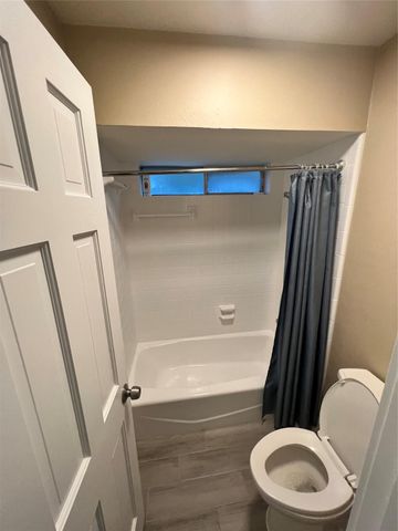 18240 Fenske Road, Cypress, TX 77433