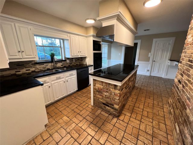 18240 Fenske Road, Cypress, TX 77433