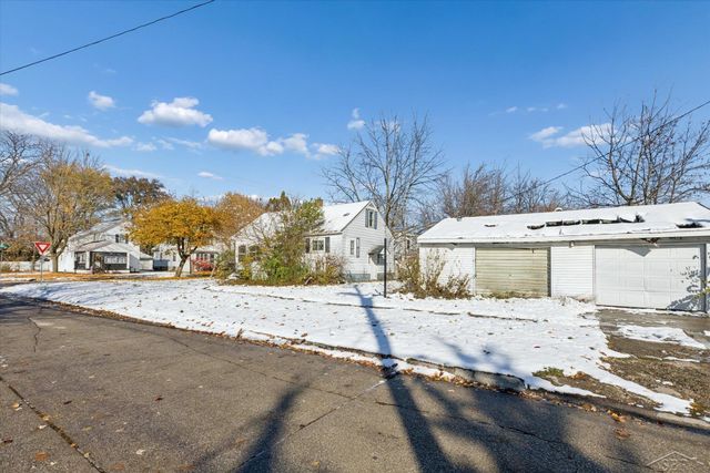1122 Miller Street, Saginaw, MI 48602