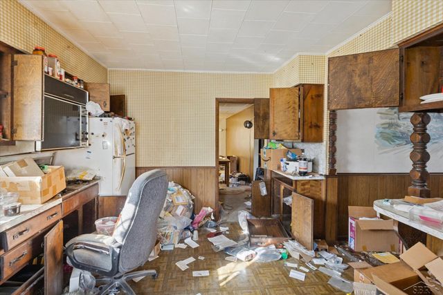 1122 Miller Street, Saginaw, MI 48602