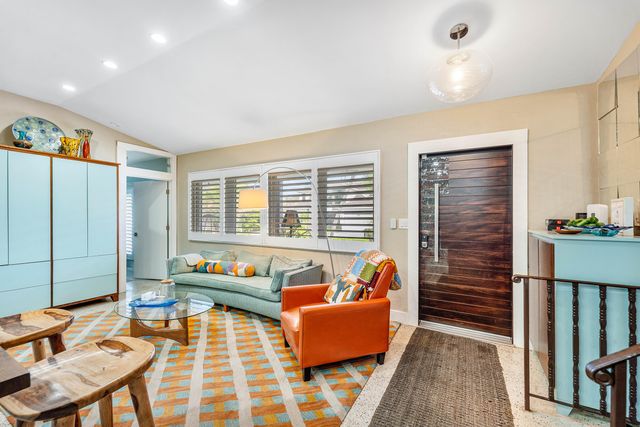 1455 NE 4th Avenue, Boca Raton, FL 33432