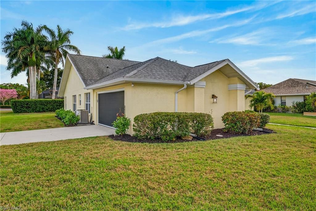 390 Saint Andrews BLVD, NAPLES, FL 34113 — photo 5