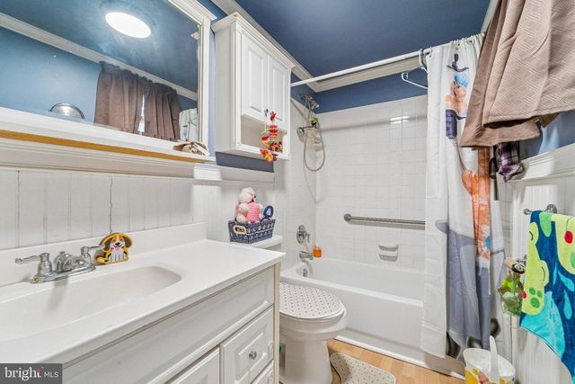 309 E DUTTON MILL RD, Brookhaven, PA 19015