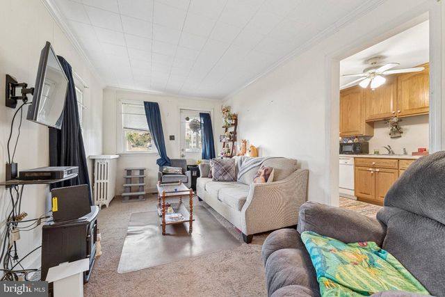 309 E DUTTON MILL RD, Brookhaven, PA 19015