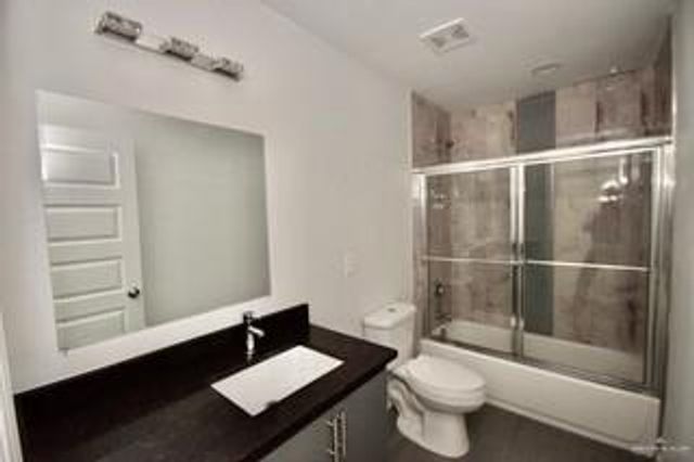 2805 Larkspur Avenue, Edinburg, TX 78541