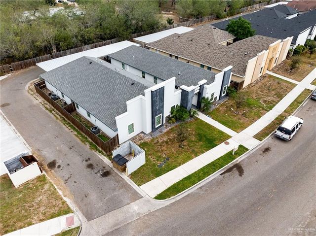 2805 Larkspur Avenue, Edinburg, TX 78541