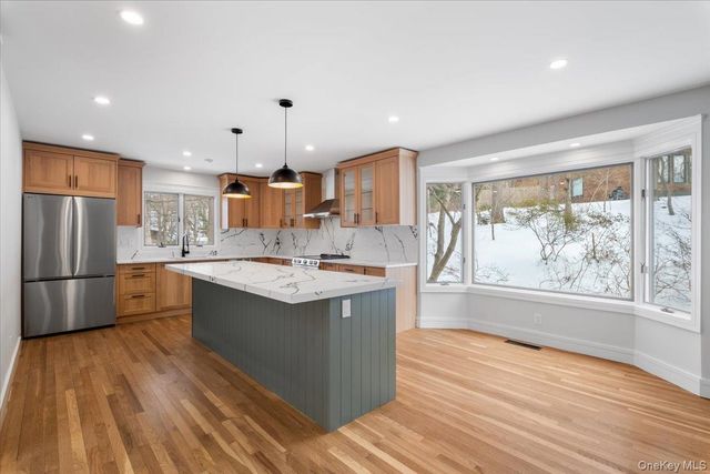 9 Shady Road, Ardsley, NY 10502