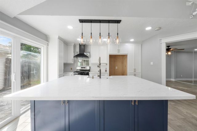 9327 Golden Sunshine Drive, Houston, TX 77064