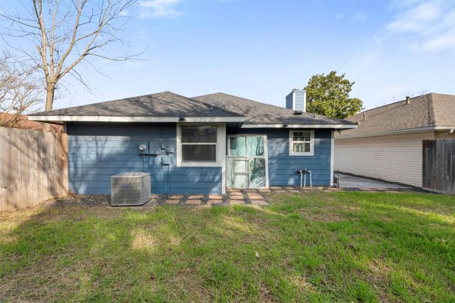 9327 Golden Sunshine Drive, Houston, TX 77064