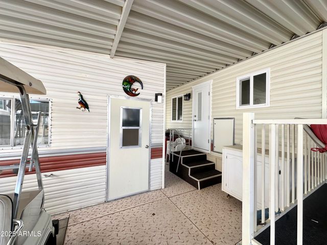 930 S NICKEL Drive, Apache Junction, AZ 85119