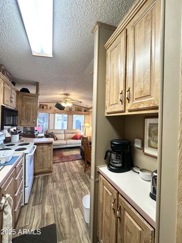 930 S NICKEL Drive, Apache Junction, AZ 85119