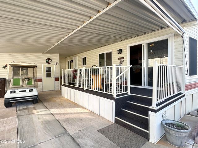 930 S NICKEL Drive, Apache Junction, AZ 85119