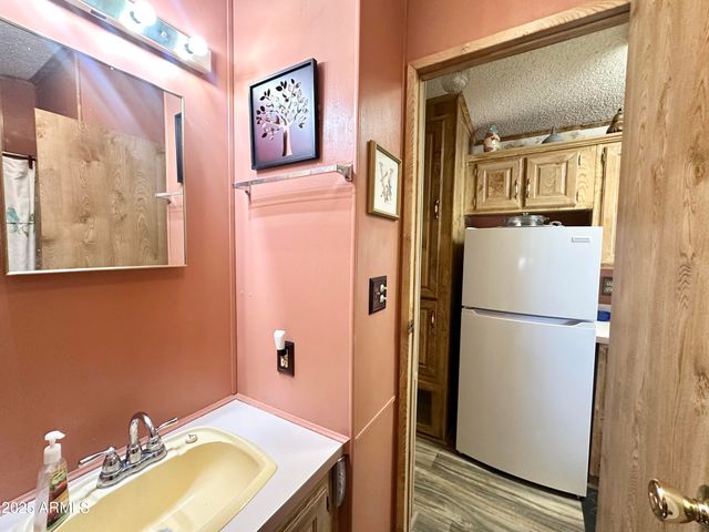 930 S NICKEL Drive, Apache Junction, AZ 85119