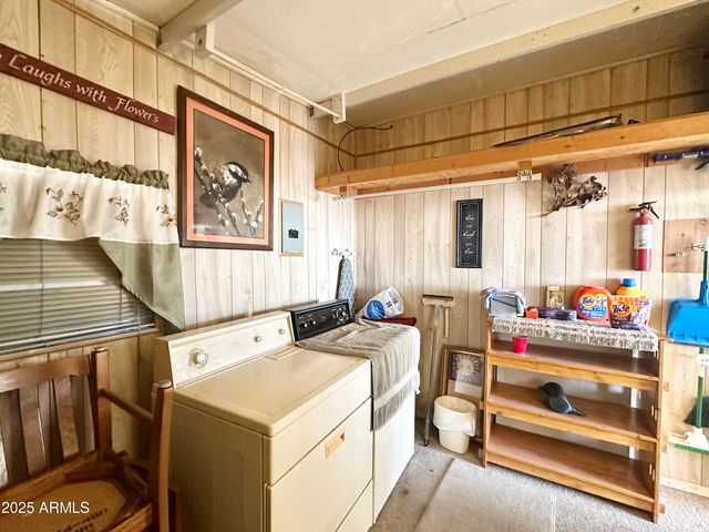 930 S NICKEL Drive, Apache Junction, AZ 85119