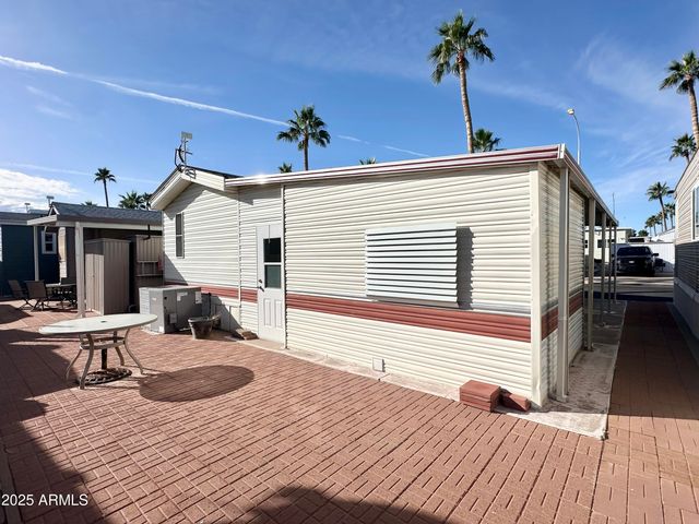 930 S NICKEL Drive, Apache Junction, AZ 85119