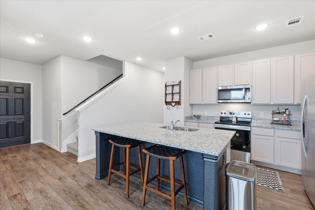 10600 Brocket Lane, Fort Worth, TX 76036