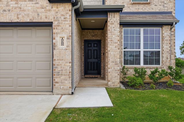 10600 Brocket Lane, Fort Worth, TX 76036