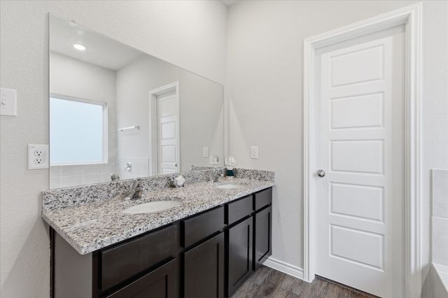 10600 Brocket Lane, Fort Worth, TX 76036