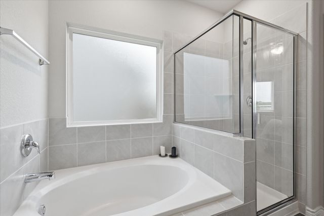10600 Brocket Lane, Fort Worth, TX 76036