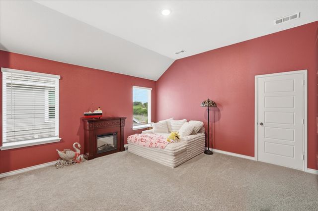 10600 Brocket Lane, Fort Worth, TX 76036