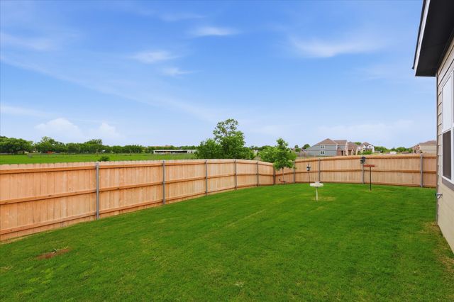 10600 Brocket Lane, Fort Worth, TX 76036
