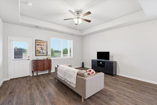 10600 Brocket Lane, Fort Worth, TX 76036