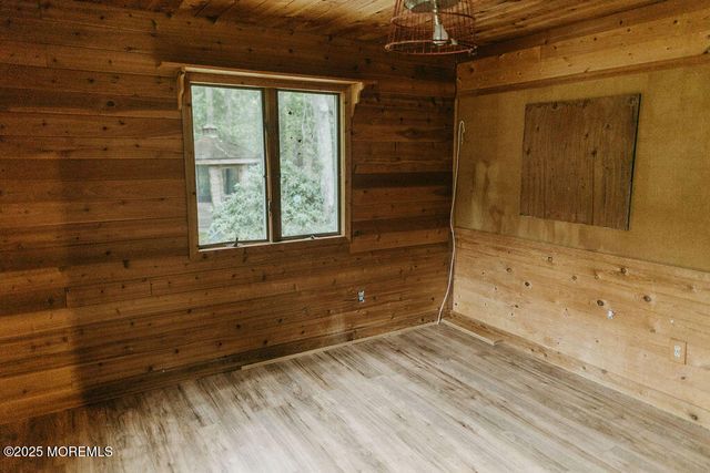 790 Farmingdale Road, Jackson, NJ 08527