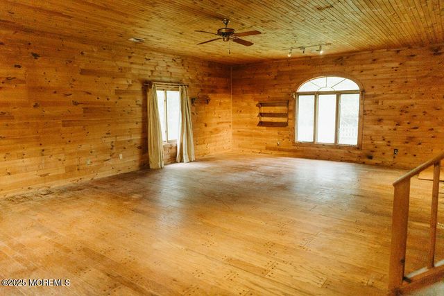 790 Farmingdale Road, Jackson, NJ 08527