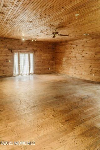 790 Farmingdale Road, Jackson, NJ 08527