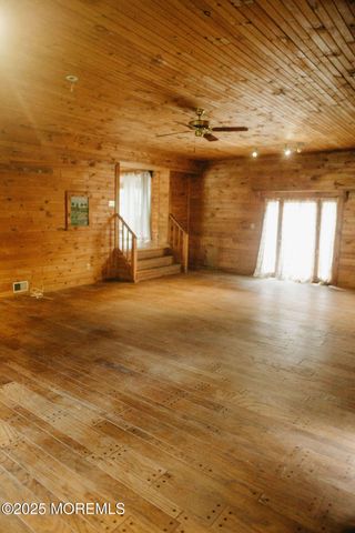 790 Farmingdale Road, Jackson, NJ 08527