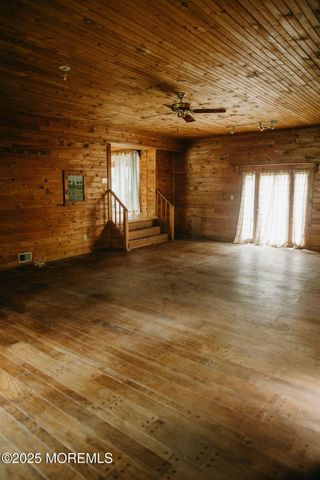 790 Farmingdale Road, Jackson, NJ 08527