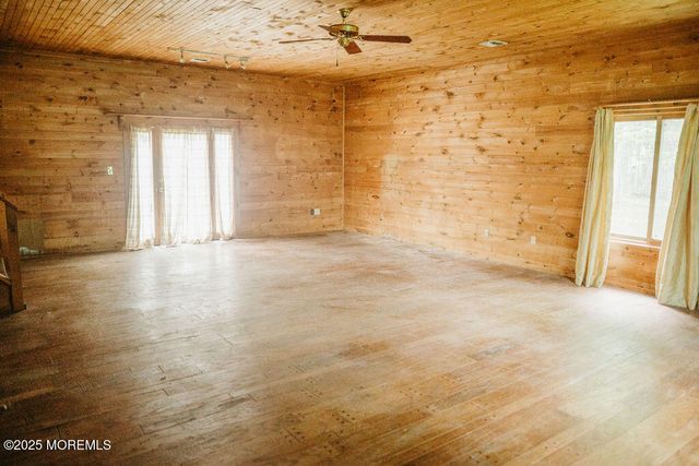 790 Farmingdale Road, Jackson, NJ 08527