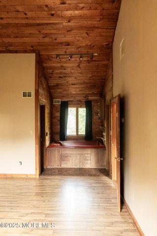 790 Farmingdale Road, Jackson, NJ 08527