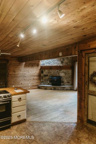 790 Farmingdale Road, Jackson, NJ 08527