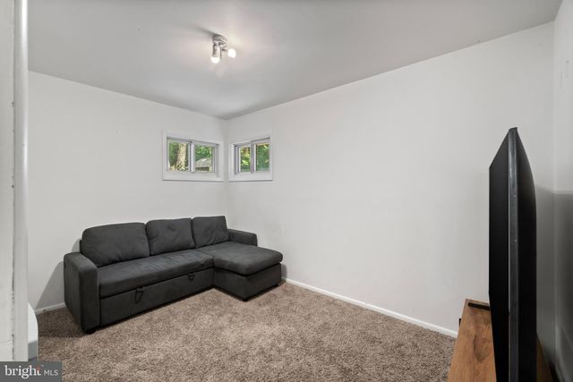 415 BAYLOR RD, Glen Burnie, MD 21061